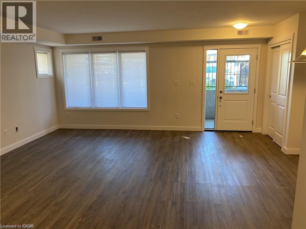 166 Rochefort Street Unit# F, Kitchener, Ontario  N2R 0P5 - Photo 6 - 40761888