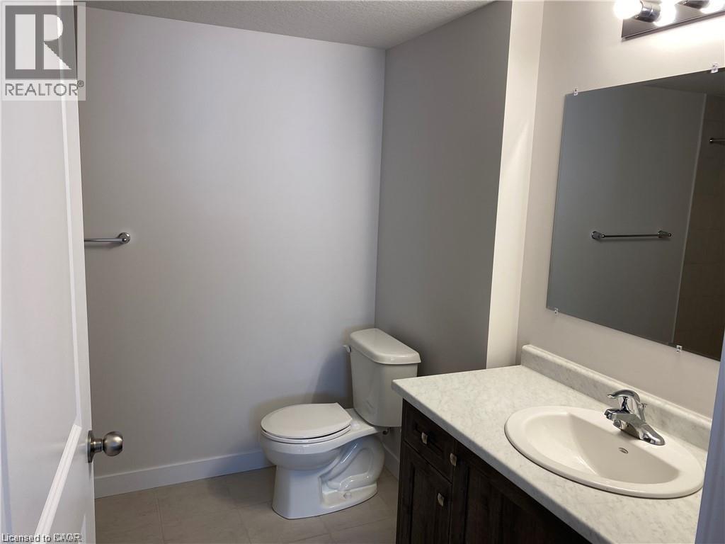 166 Rochefort Street Unit# F, Kitchener, Ontario  N2R 0P5 - Photo 8 - 40761888