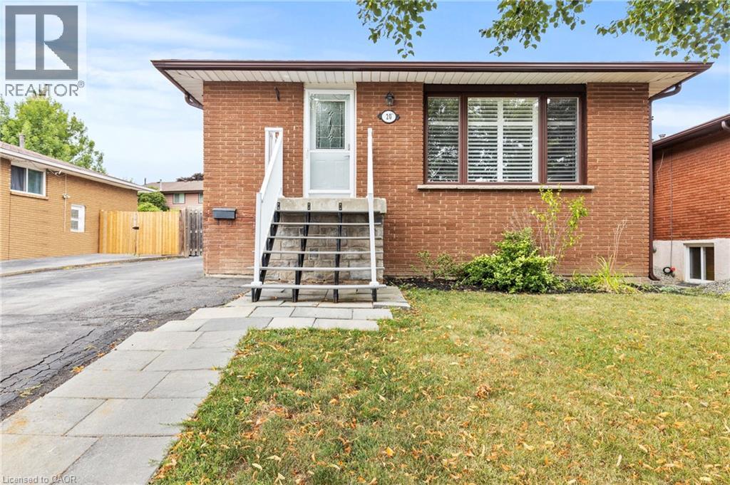 20 Leduc Street, Hamilton, Ontario  L8T 4S4 - Photo 3 - 40761969