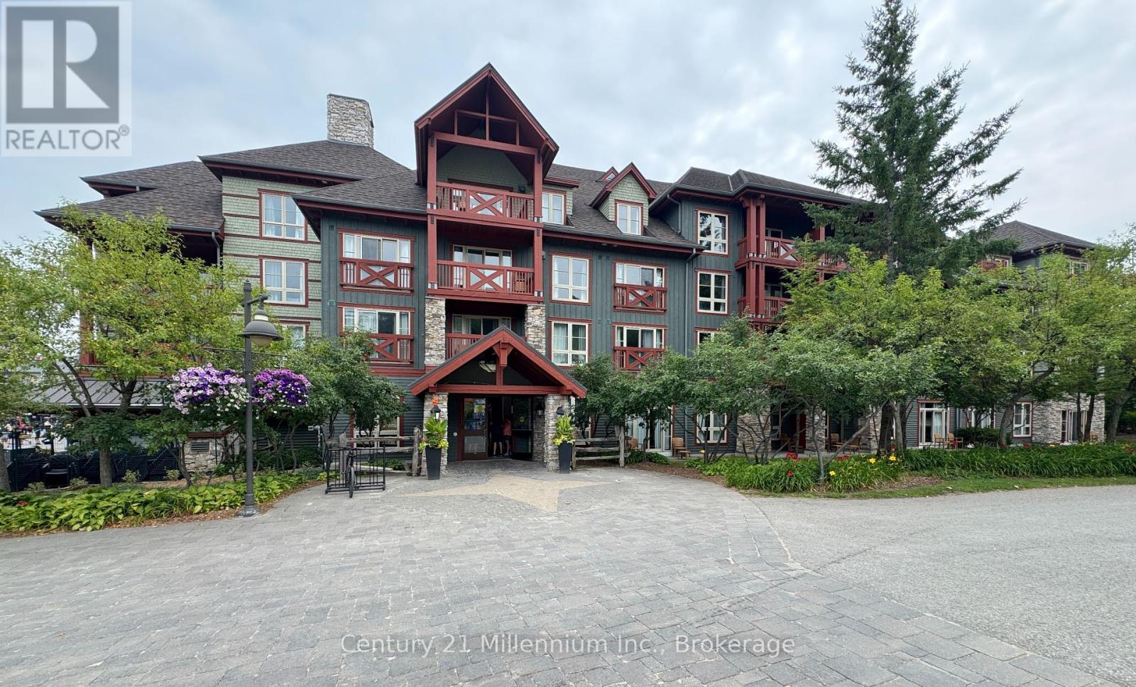 201 - 152 JOZO WEIDER BOULEVARD, Blue Mountains, Ontario