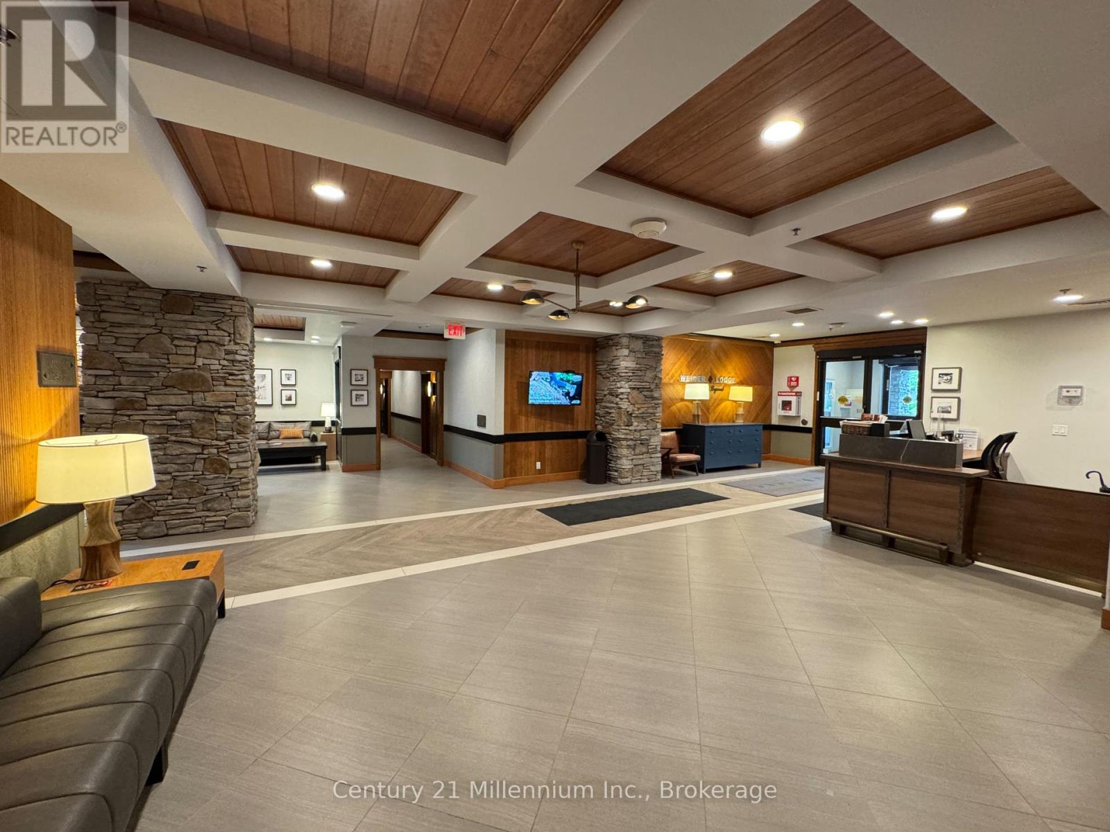201 - 152 Jozo Weider Boulevard, Blue Mountains, Ontario  L9Y 0V2 - Photo 13 - X12354282