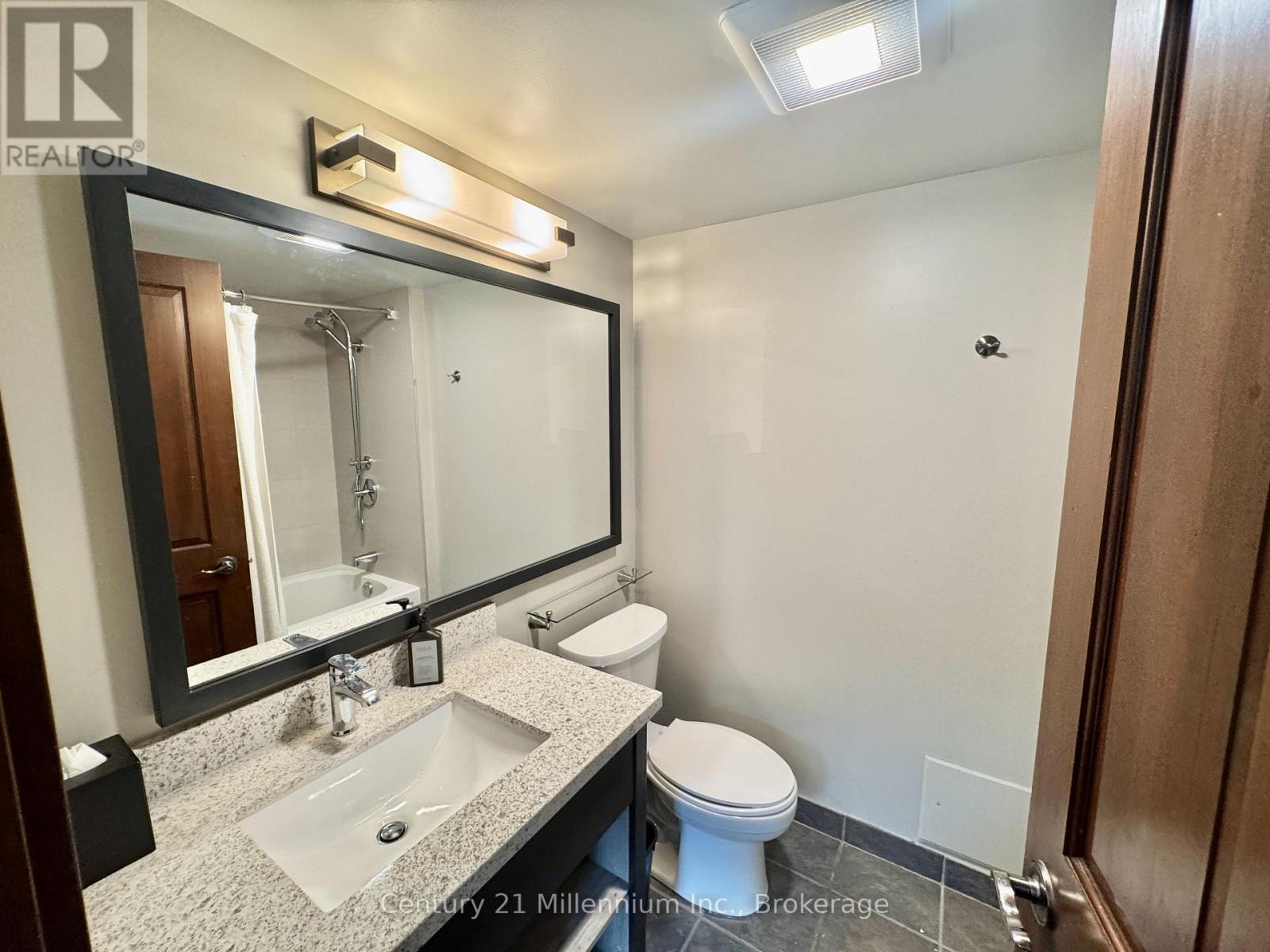 201 - 152 Jozo Weider Boulevard, Blue Mountains, Ontario  L9Y 0V2 - Photo 27 - X12354282