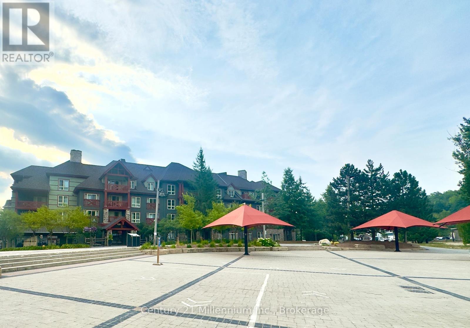201 - 152 Jozo Weider Boulevard, Blue Mountains, Ontario  L9Y 0V2 - Photo 3 - X12354282