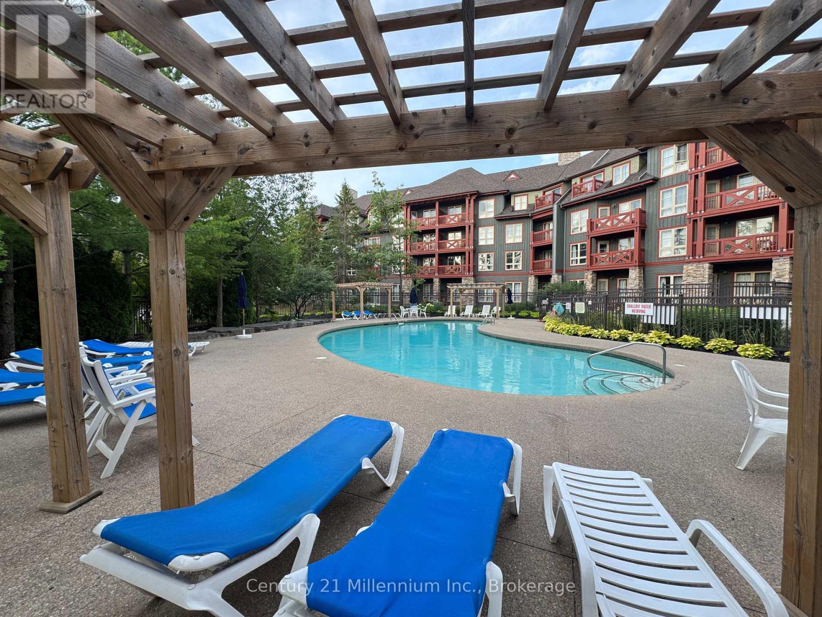 201 - 152 Jozo Weider Boulevard, Blue Mountains, Ontario  L9Y 0V2 - Photo 8 - X12354282