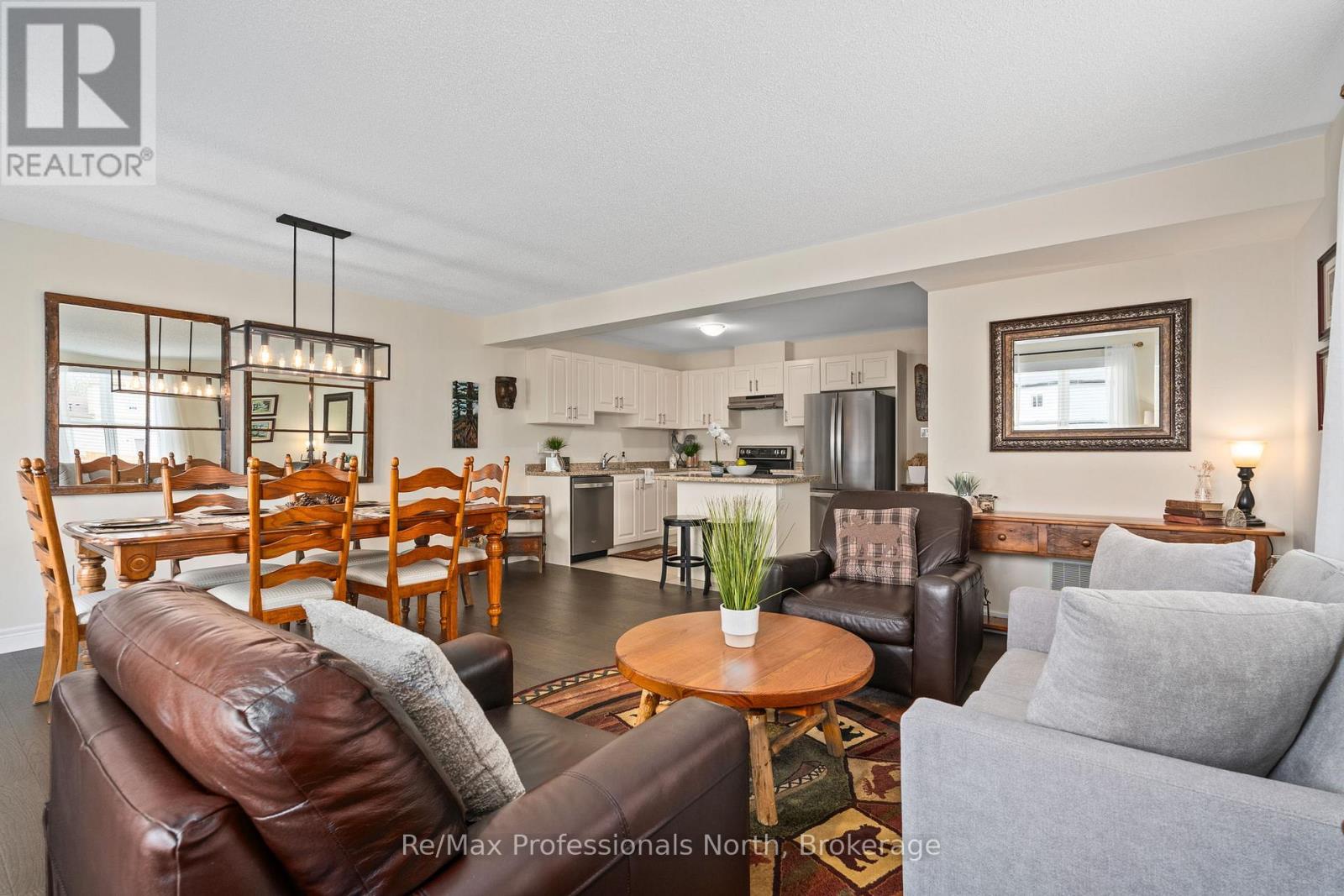 160 Daffodil Court, Gravenhurst, Ontario  P1P 0B8 - Photo 19 - X12354297