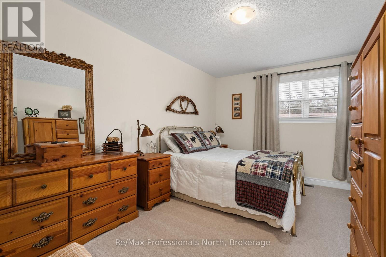160 Daffodil Court, Gravenhurst, Ontario  P1P 0B8 - Photo 21 - X12354297