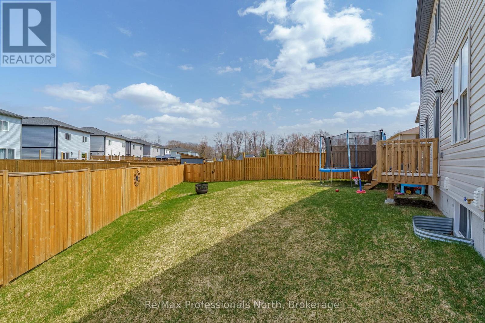 160 Daffodil Court, Gravenhurst, Ontario  P1P 0B8 - Photo 37 - X12354297