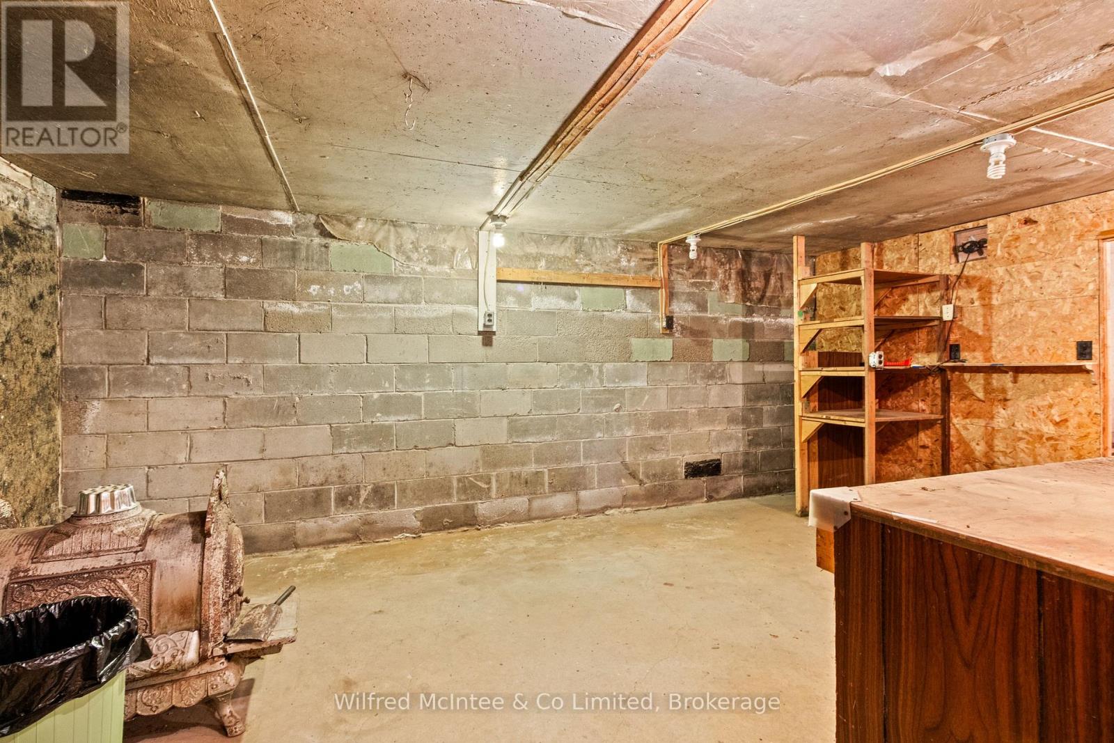 262663 Varney Road, West Grey, Ontario  N0G 1R0 - Photo 33 - X12354316
