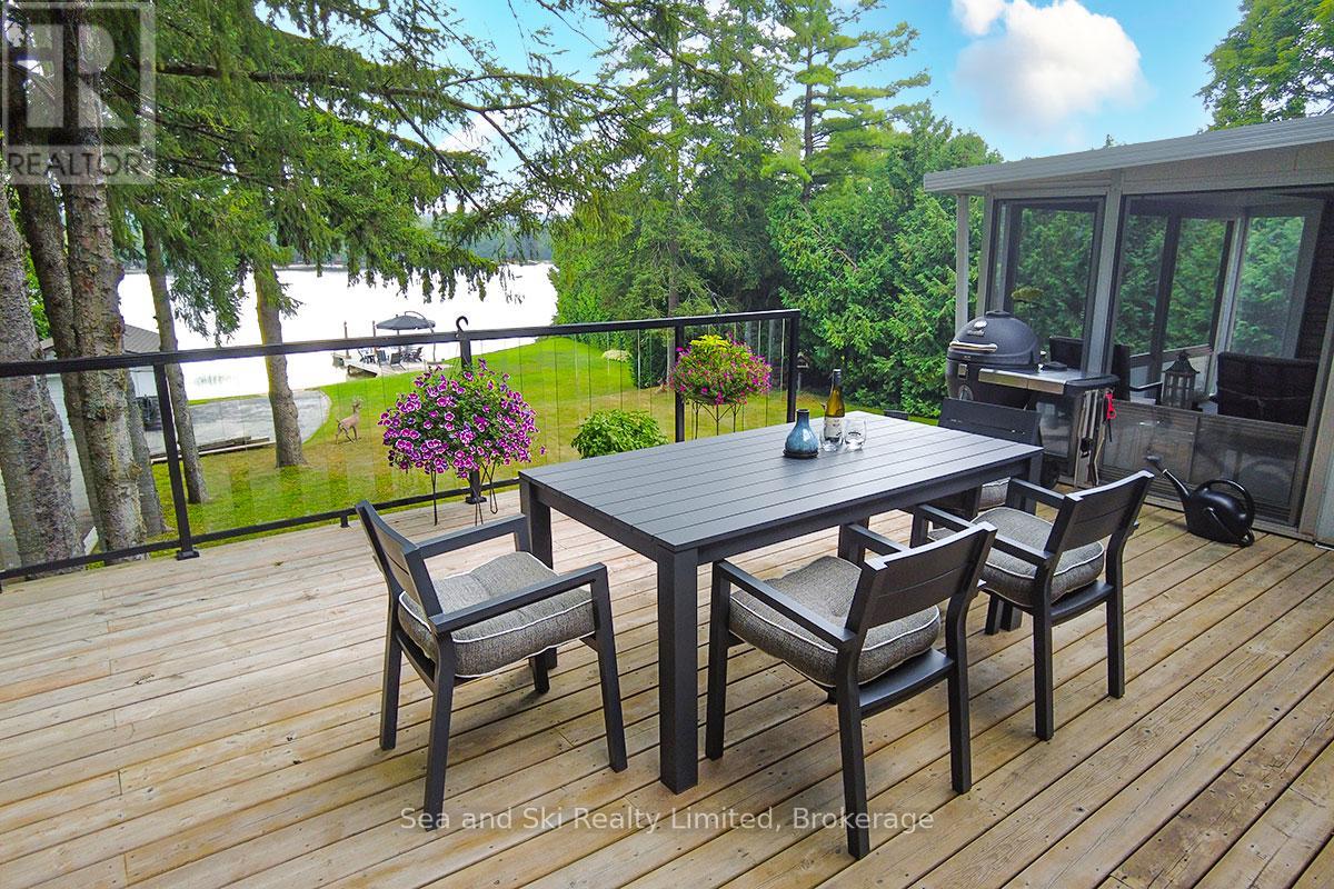 102 Mccullough Lake Drive, Chatsworth, Ontario  N0H 2V0 - Photo 22 - X12354409