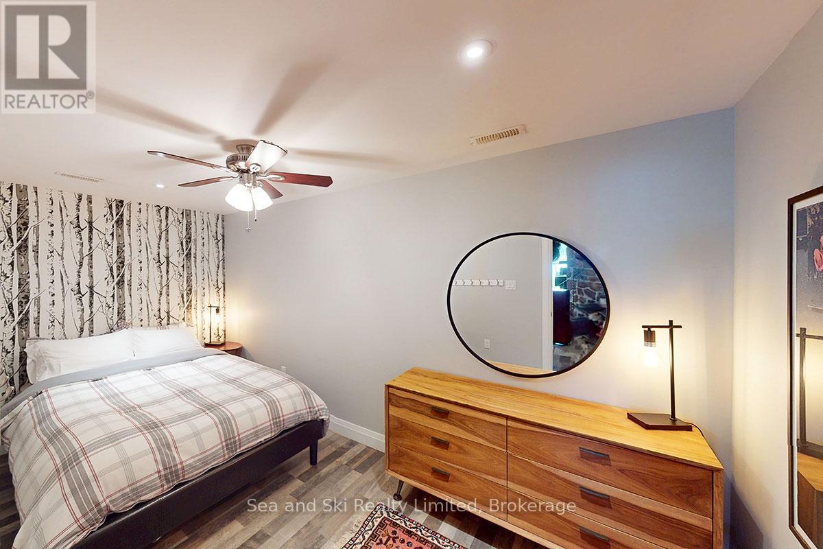 102 Mccullough Lake Drive, Chatsworth, Ontario  N0H 2V0 - Photo 31 - X12354409