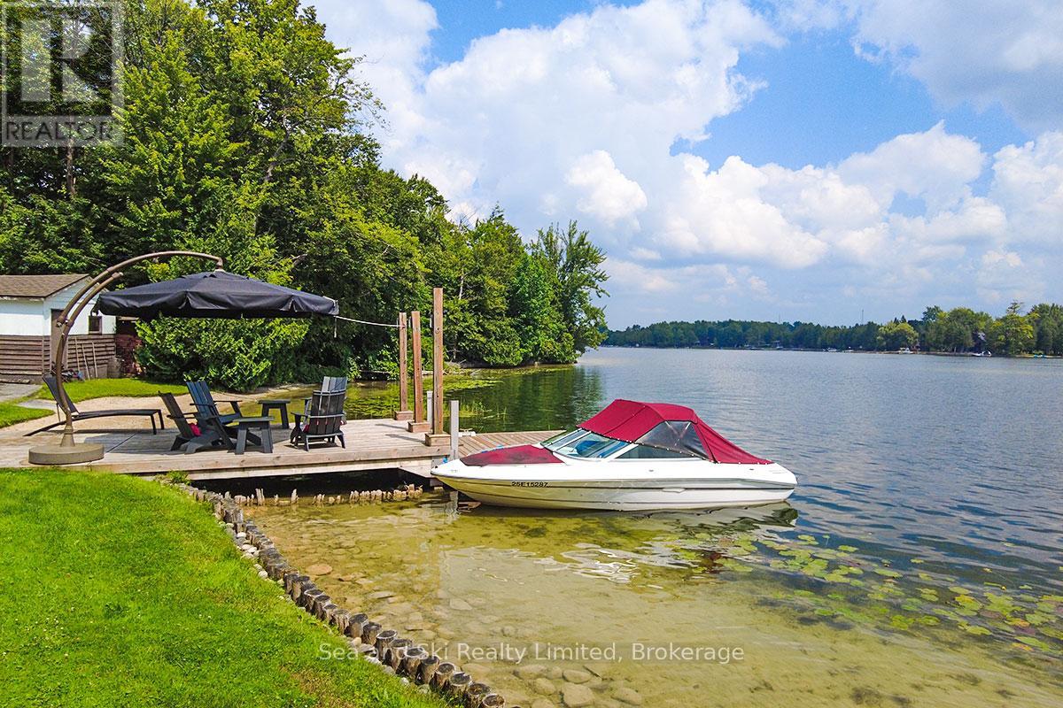 102 Mccullough Lake Drive, Chatsworth, Ontario  N0H 2V0 - Photo 35 - X12354409