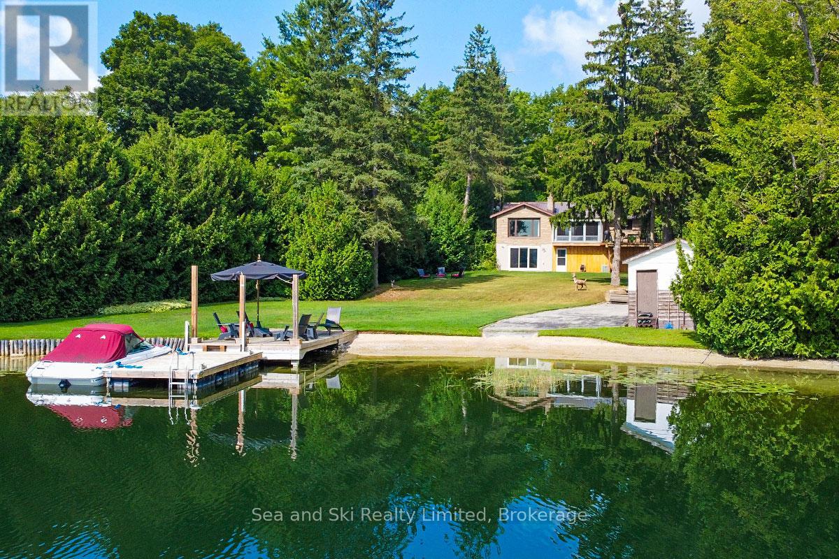 102 Mccullough Lake Drive, Chatsworth, Ontario  N0H 2V0 - Photo 45 - X12354409