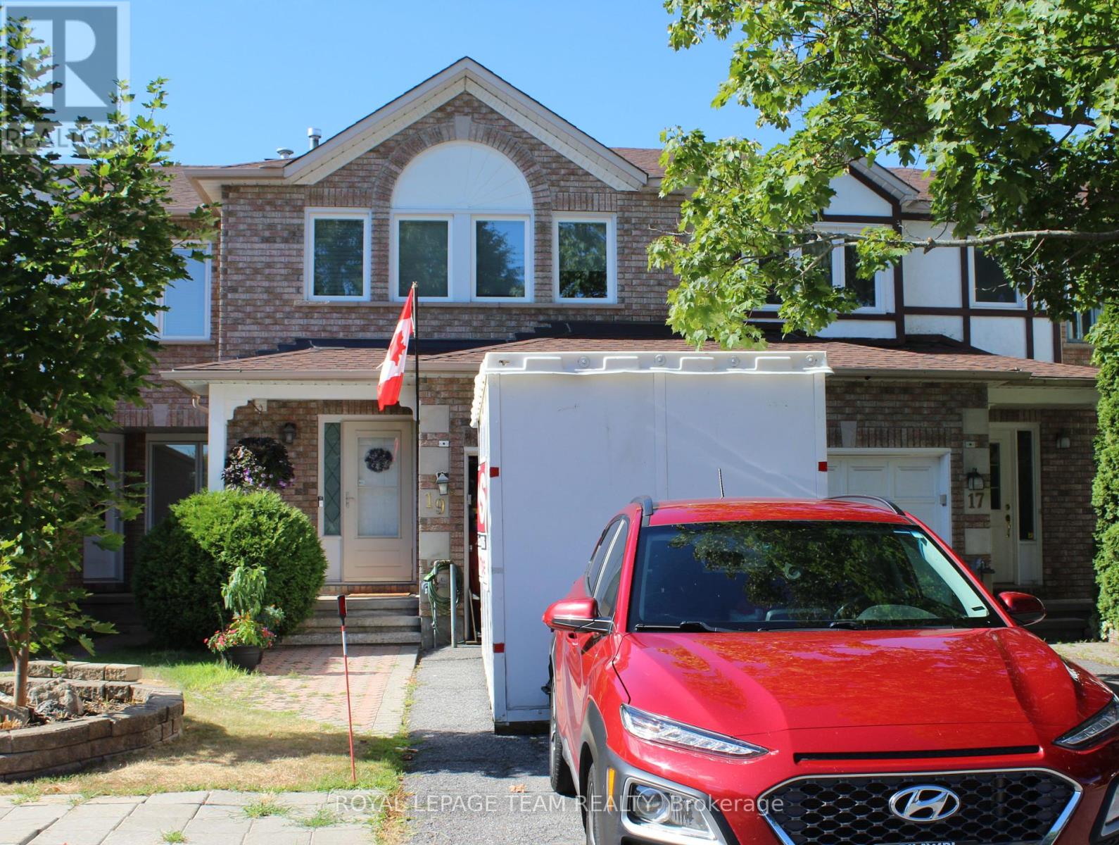 Property at 19 LOCHELAND CRESCENT image 1