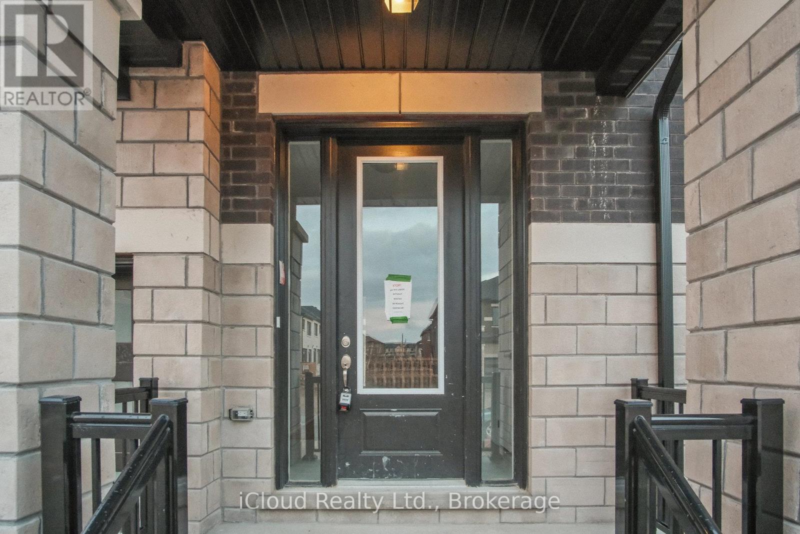 47 Corley Street, Kawartha Lakes, Ontario  K9V 6C2 - Photo 5 - X12312342