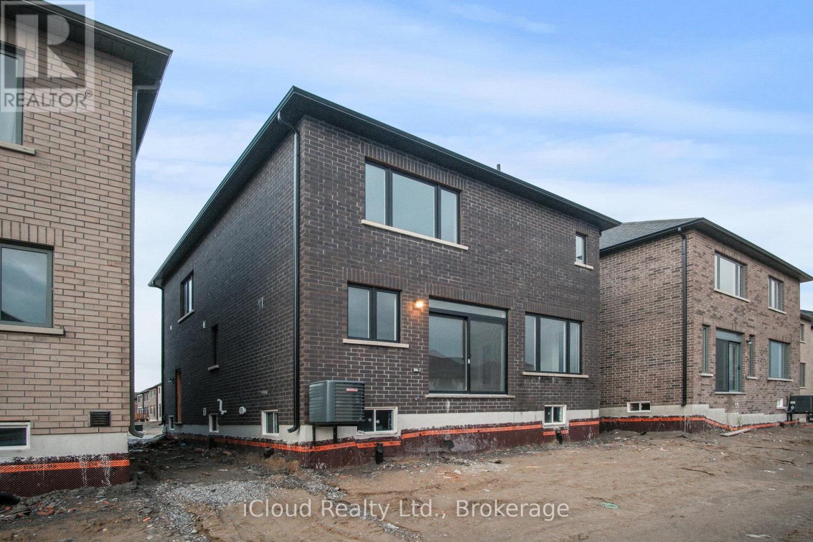 47 Corley Street, Kawartha Lakes, Ontario  K9V 6C2 - Photo 39 - X12312342