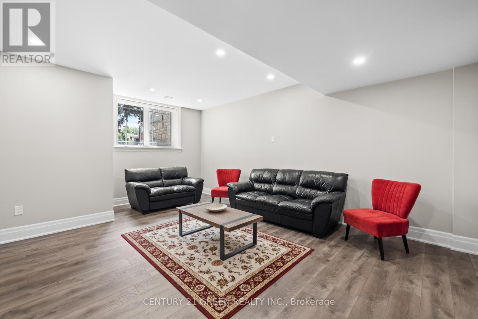 679 Hiawatha Boulevard, Hamilton, Ontario  L9G 3A6 - Photo 42 - X12354044