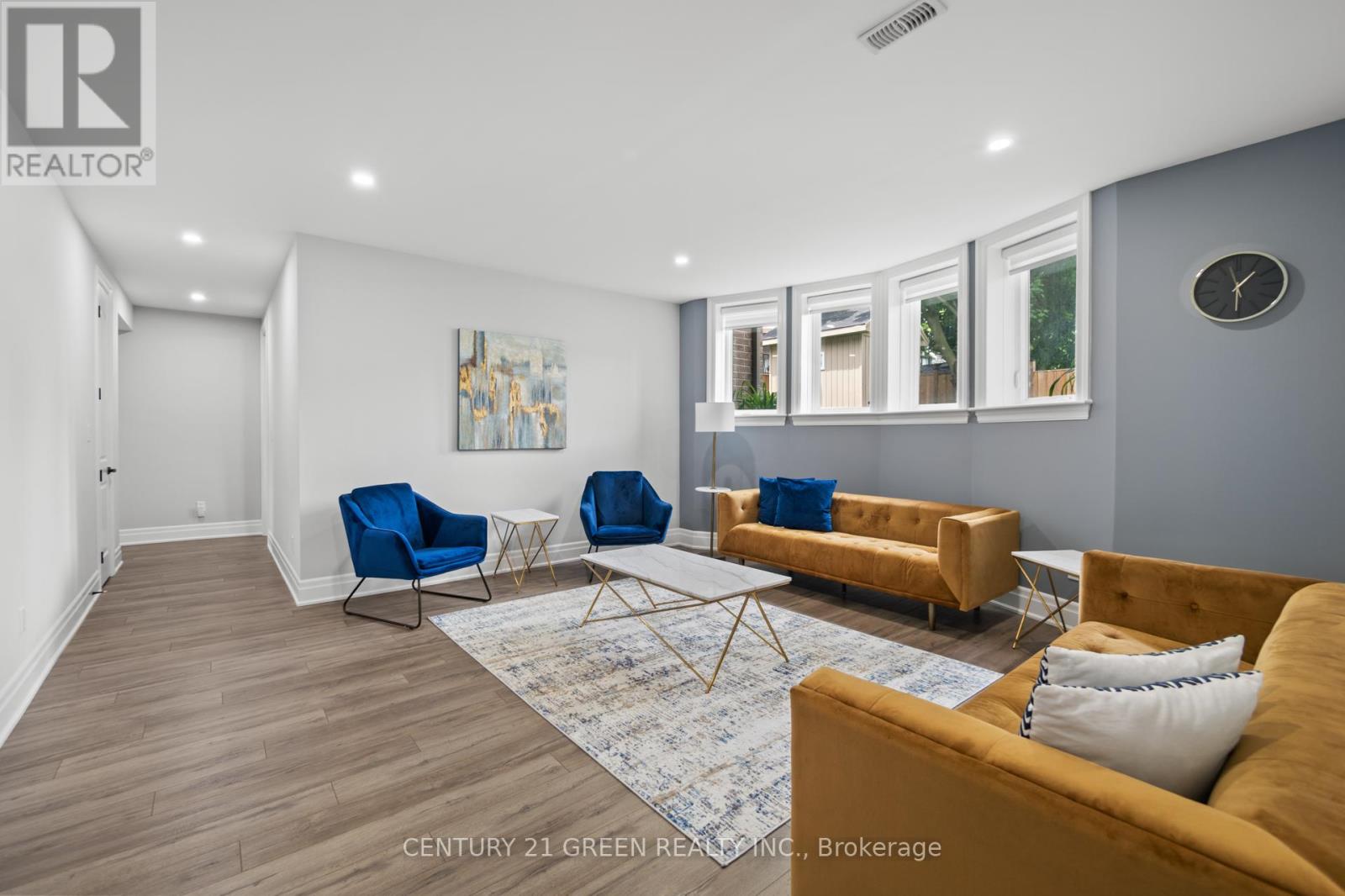 679 Hiawatha Boulevard, Hamilton, Ontario  L9G 3A6 - Photo 32 - X12354044