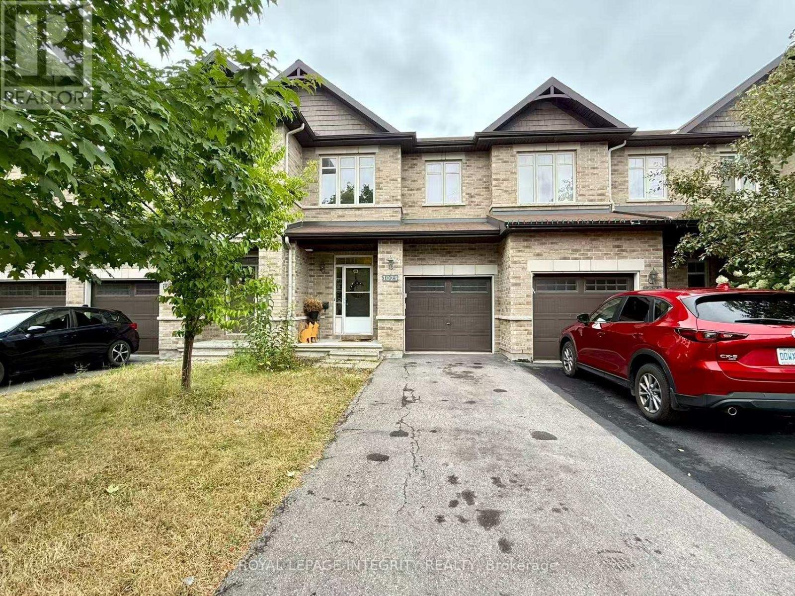 1029 Ottenbrite Crescent, Ottawa, Ontario  K2T 0G2 - Photo 2 - X12354428