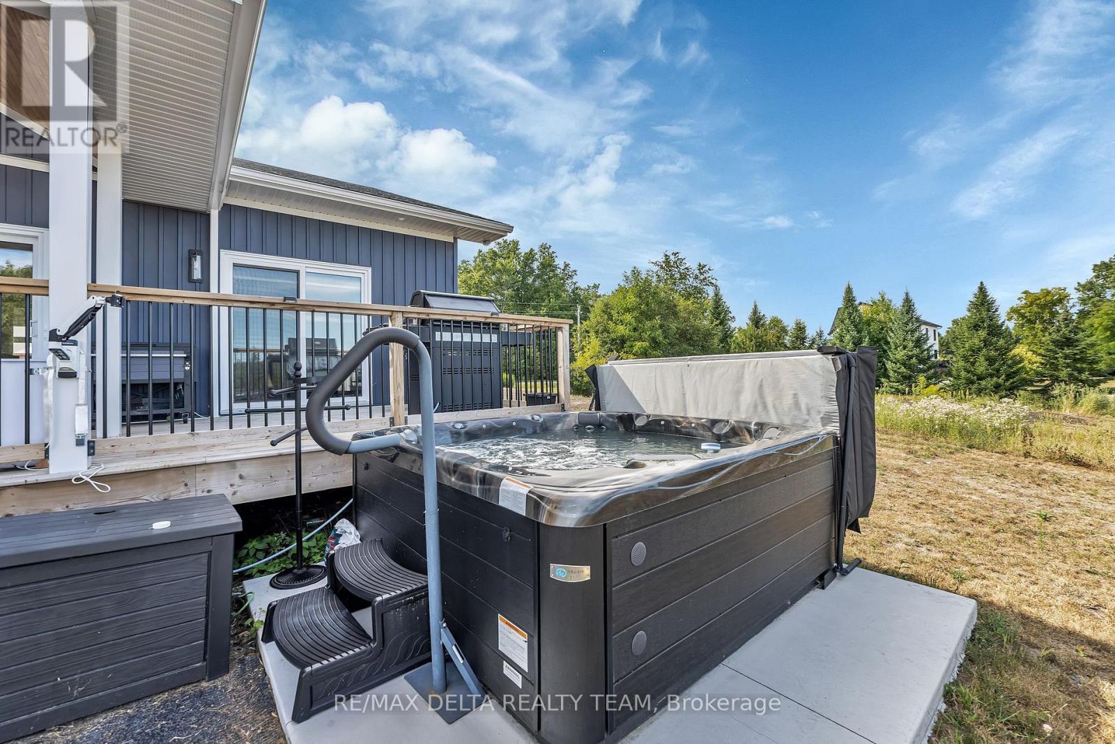 4645 Mcneely Rd Road, Ottawa, Ontario  K4B 1J1 - Photo 29 - X12354430