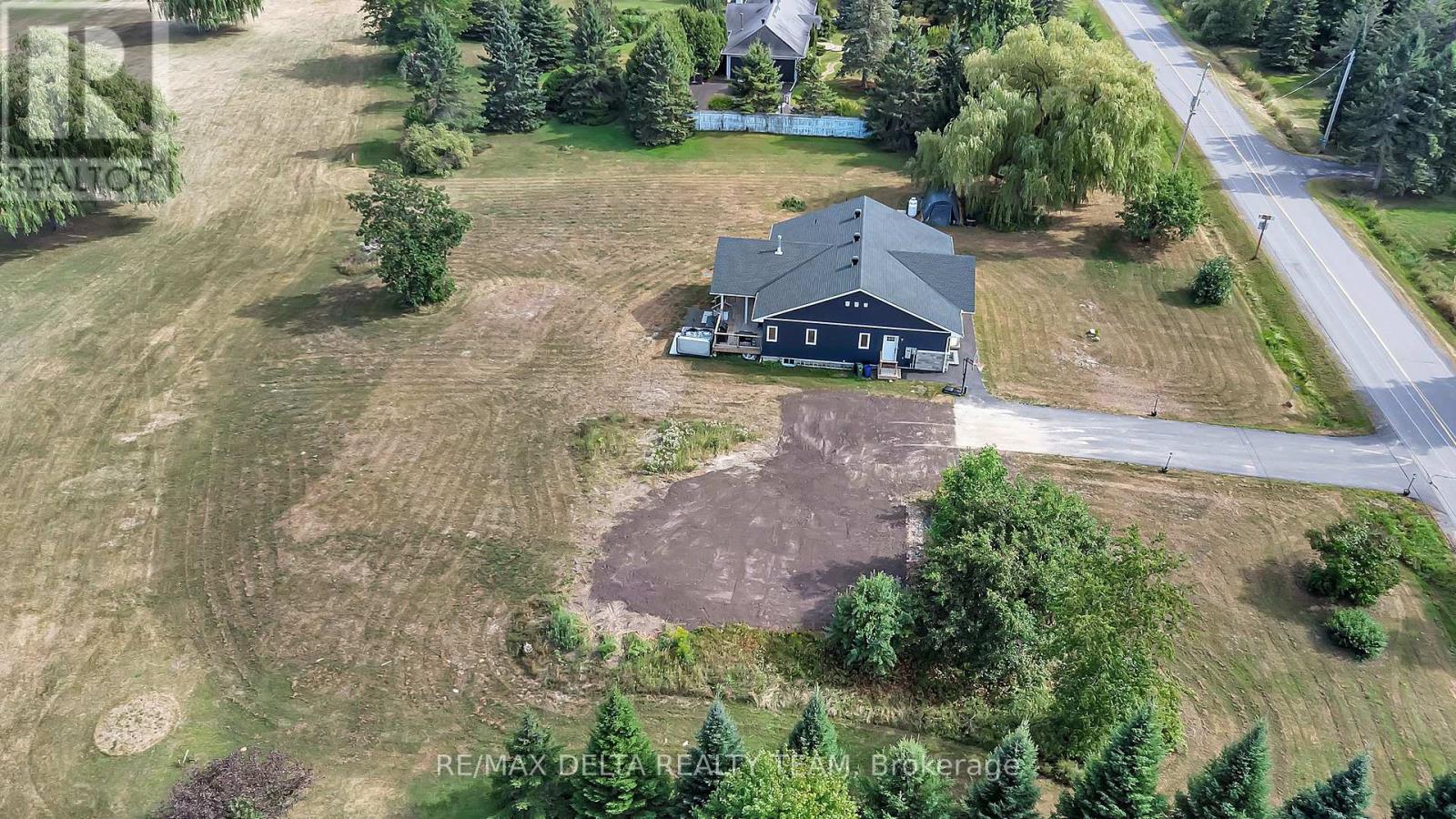4645 Mcneely Rd Road, Ottawa, Ontario  K4B 1J1 - Photo 37 - X12354430