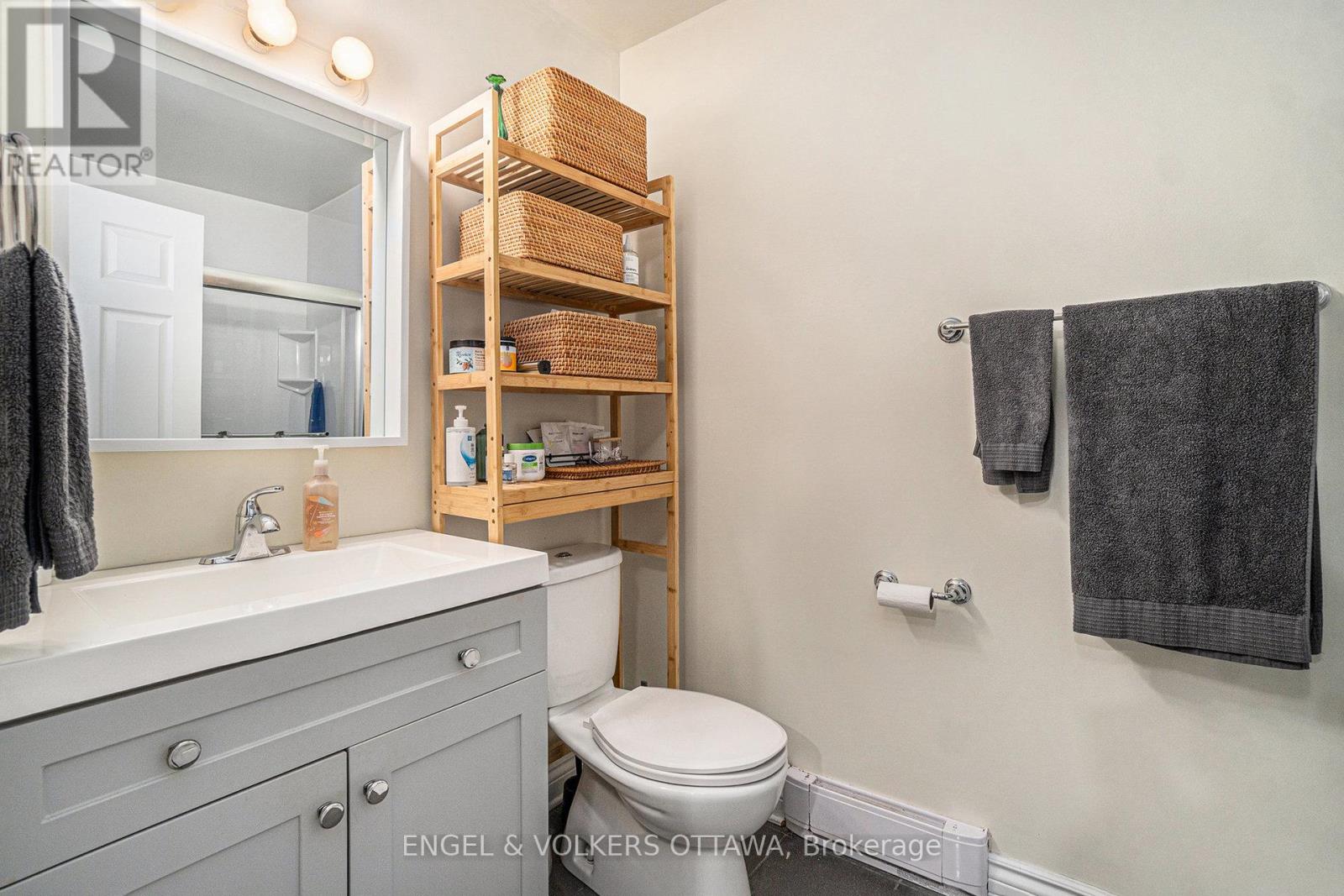 543 Mcleod Street, Ottawa, Ontario  K1R 5R2 - Photo 19 - X12354463