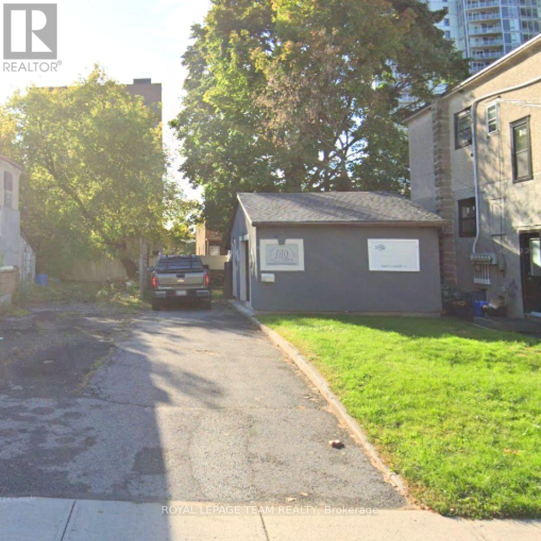 66 PAMILLA STREET, Ottawa, Ontario