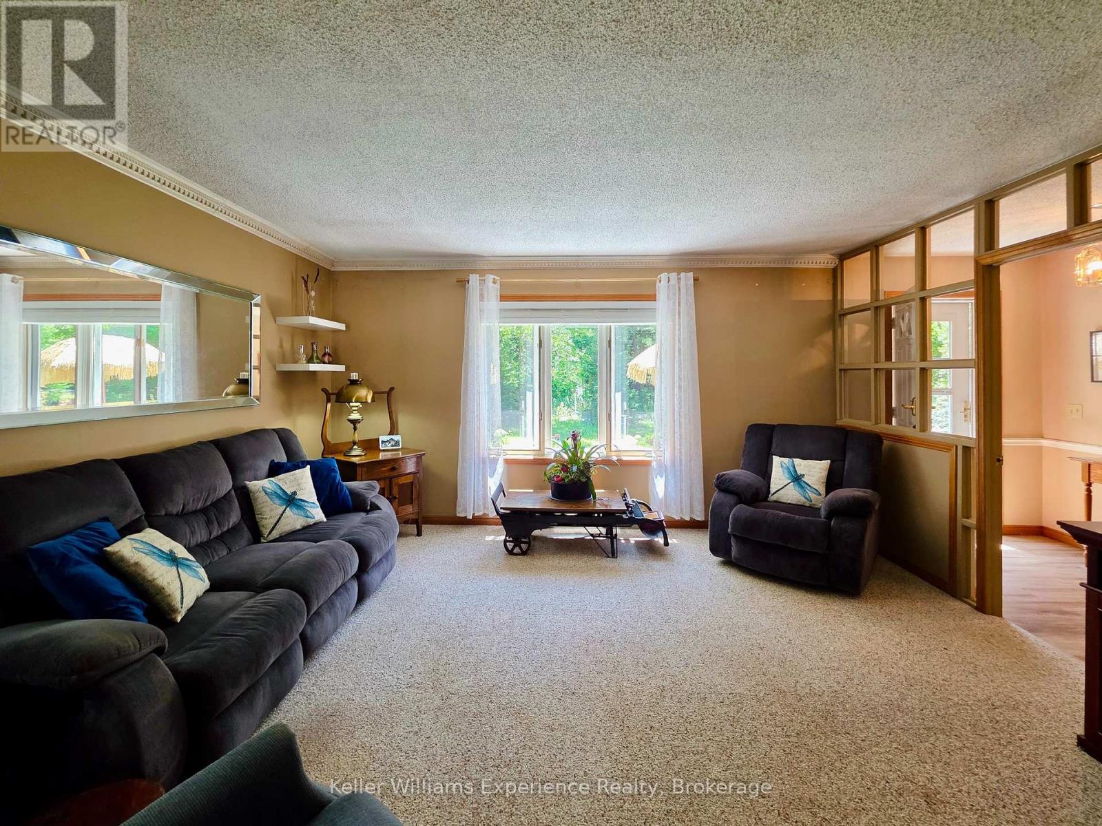 1186 Falkenburg Road, Bracebridge, Ontario  P1L 1X4 - Photo 12 - X12332228