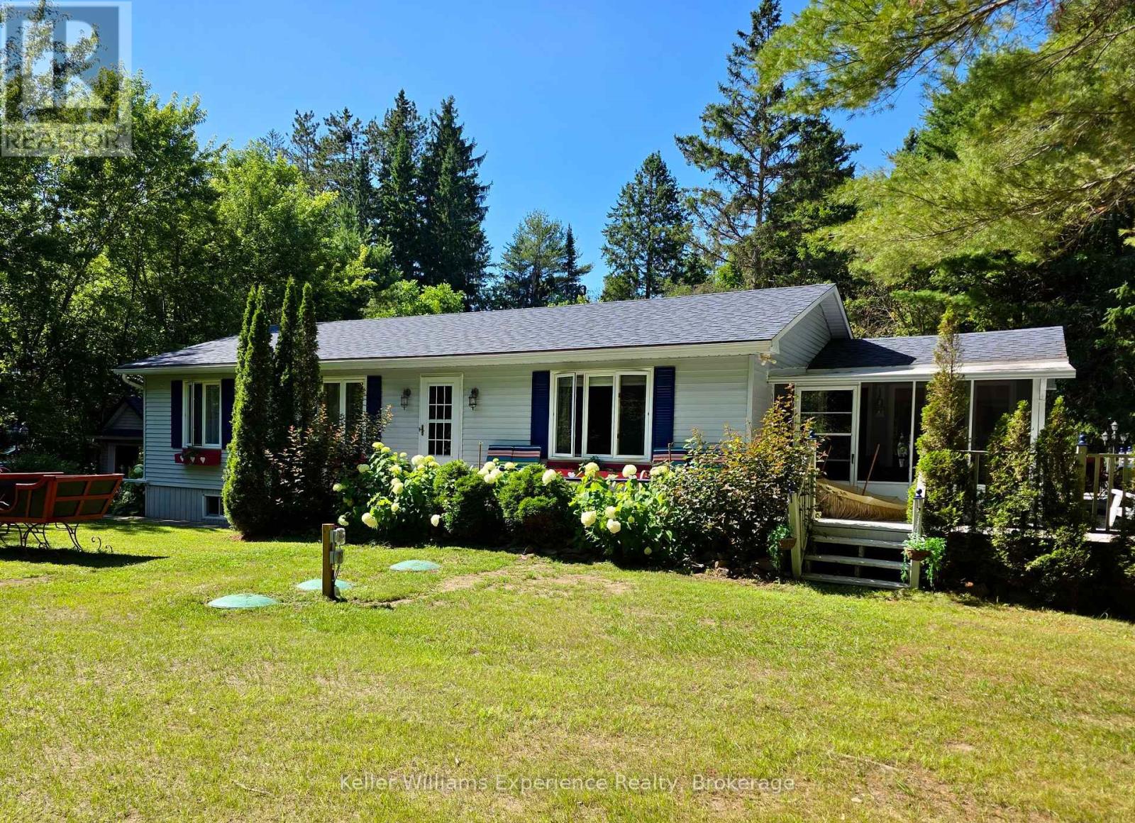 1186 Falkenburg Road, Bracebridge, Ontario  P1L 1X4 - Photo 5 - X12332228