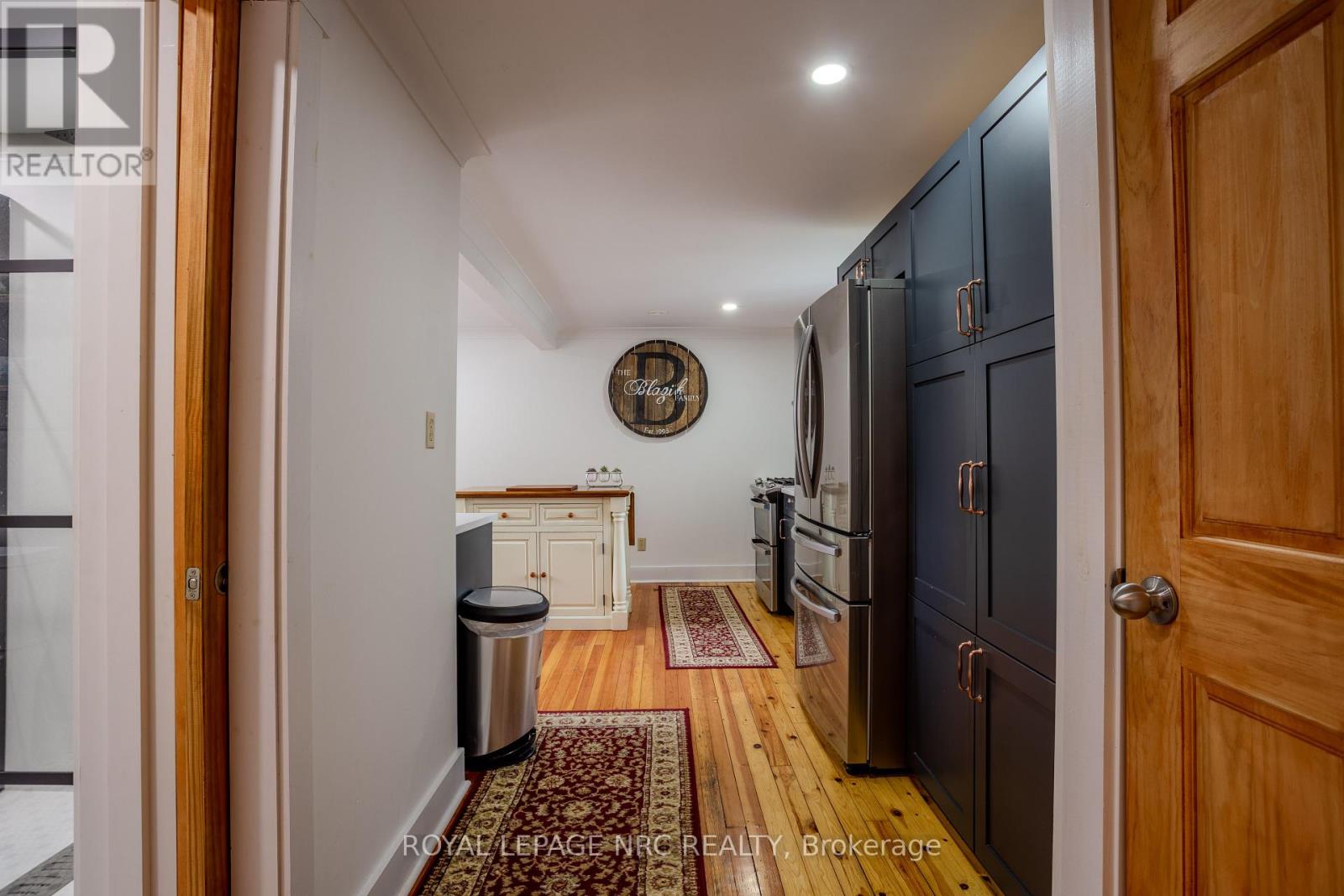 348 Ridge Road N, Fort Erie, Ontario  L0S 1N0 - Photo 31 - X12354474