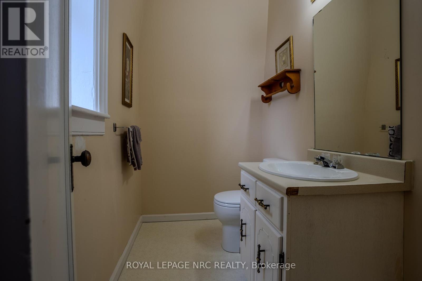 348 Ridge Road N, Fort Erie, Ontario  L0S 1N0 - Photo 40 - X12354474