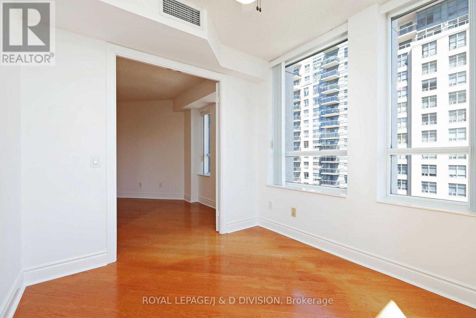 924 - 15 Northtown Way, Toronto, Ontario  M2N 7L5 - Photo 11 - C12354303