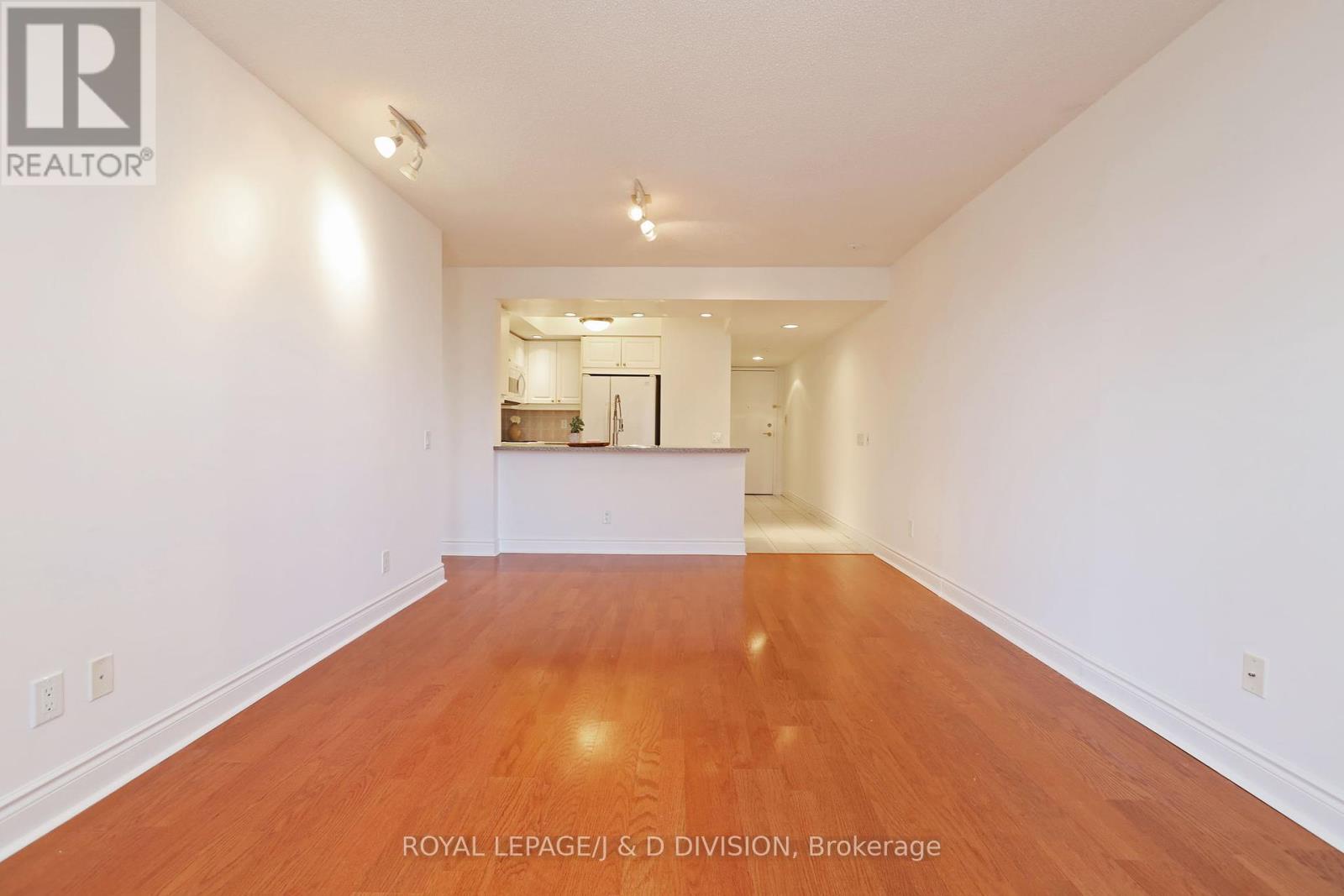 924 - 15 Northtown Way, Toronto, Ontario  M2N 7L5 - Photo 6 - C12354303