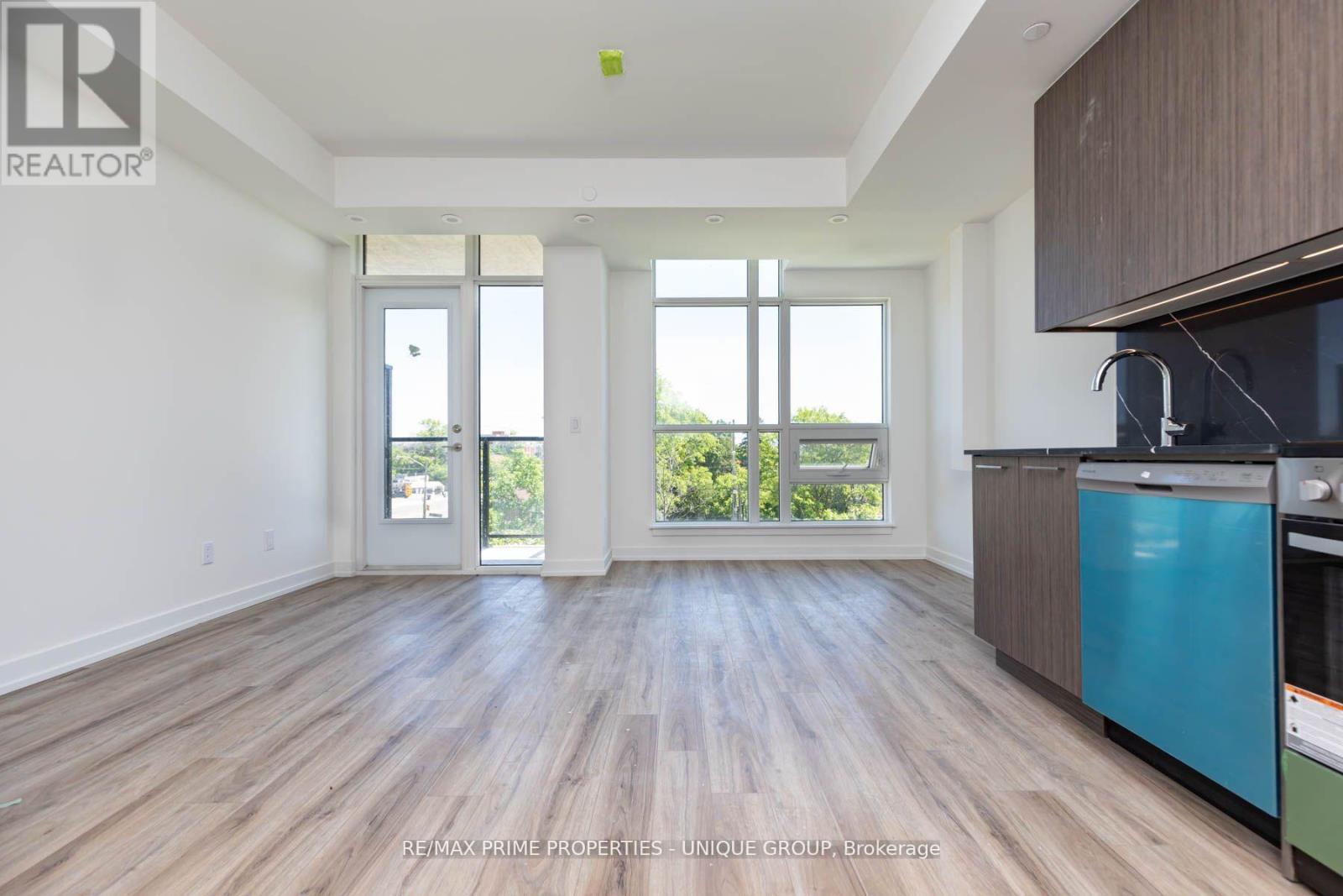 43 - 851 Sheppard Avenue W, Toronto, Ontario  M3H 2T1 - Photo 3 - C12354363