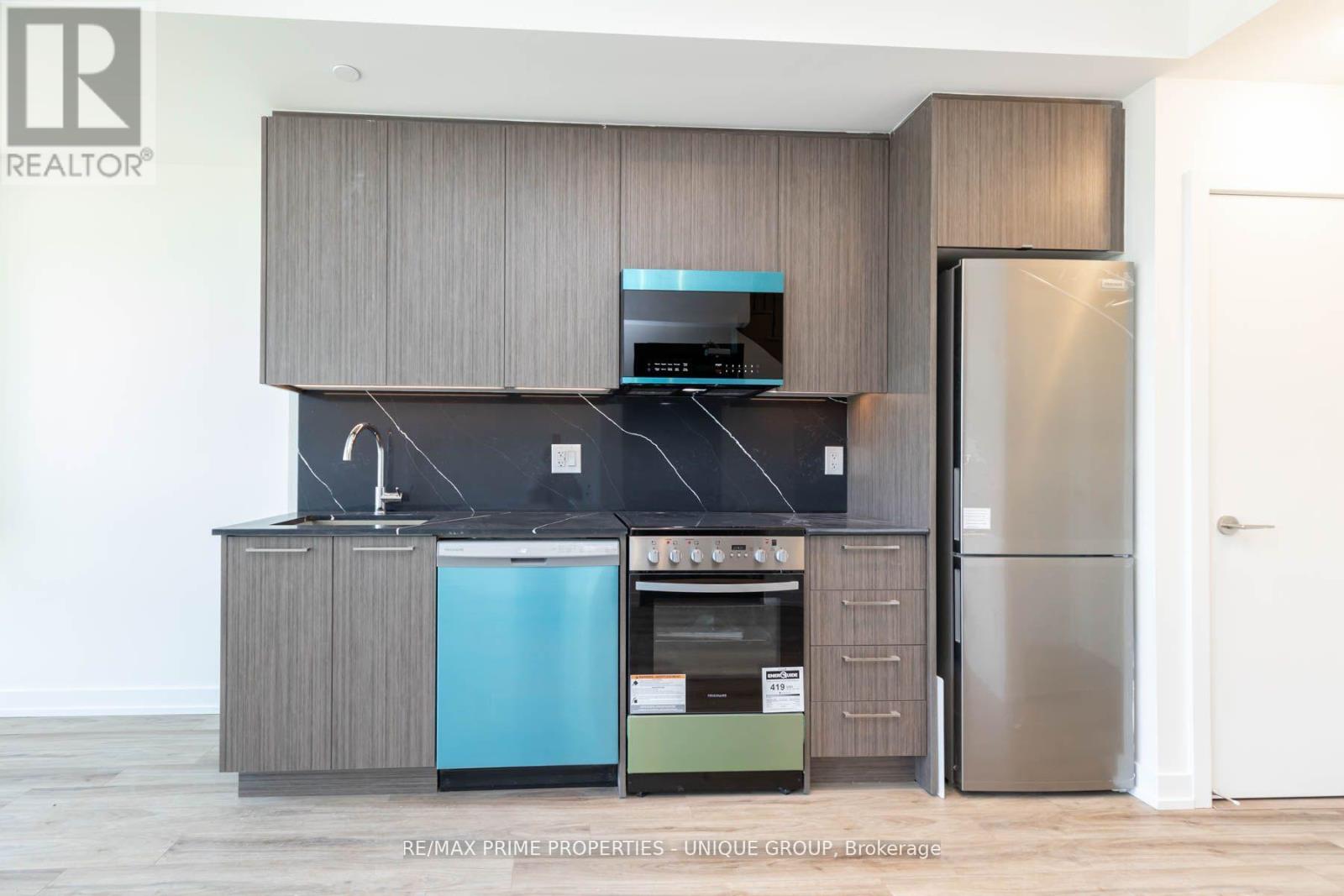43 - 851 Sheppard Avenue W, Toronto, Ontario  M3H 2T1 - Photo 8 - C12354363