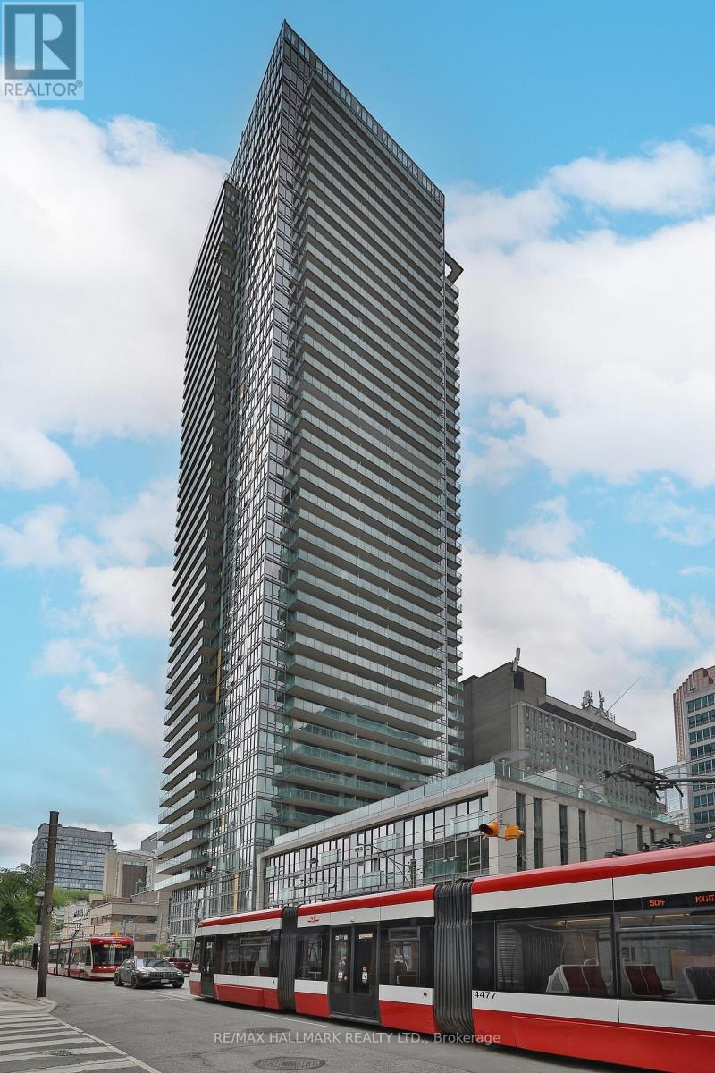 2406 - 33 Lombard Street, Toronto, Ontario  M5C 3H8 - Photo 2 - C12354410