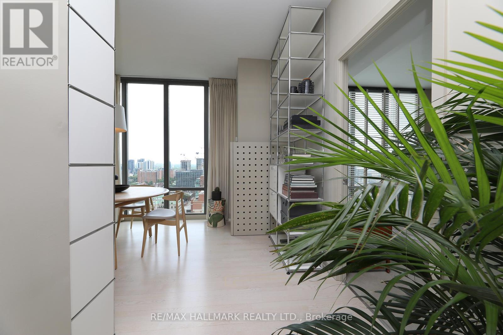 2406 - 33 Lombard Street, Toronto, Ontario  M5C 3H8 - Photo 20 - C12354410