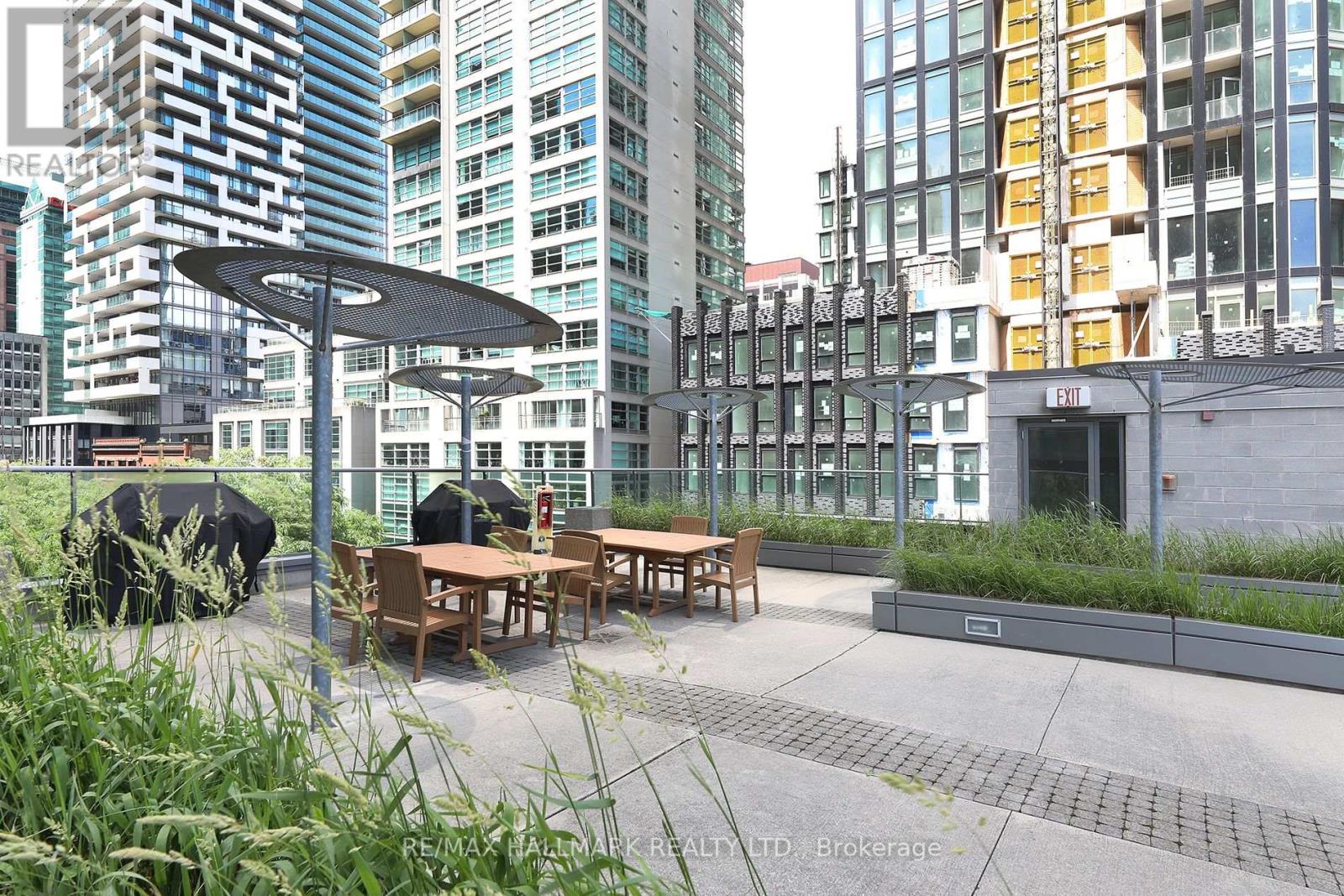 2406 - 33 Lombard Street, Toronto, Ontario  M5C 3H8 - Photo 33 - C12354410
