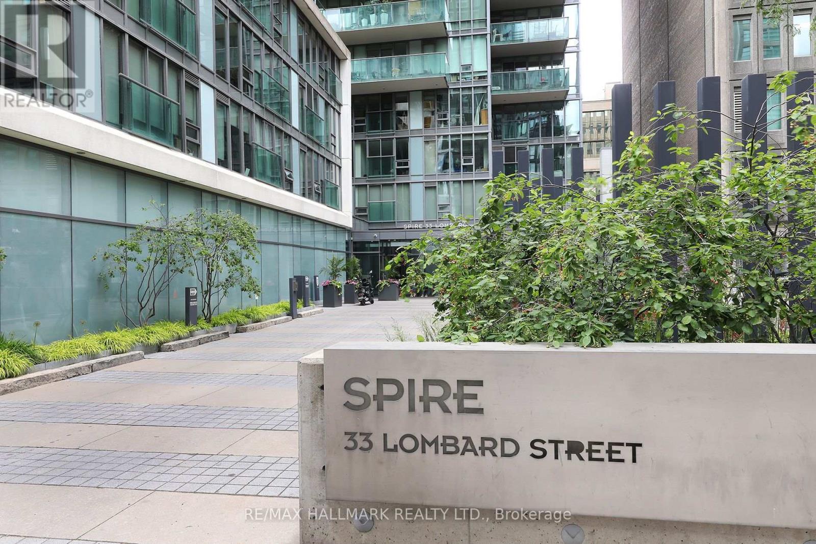 2406 - 33 Lombard Street, Toronto, Ontario  M5C 3H8 - Photo 39 - C12354410