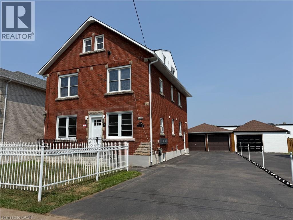 Property at 5957 BARKER Street image 1