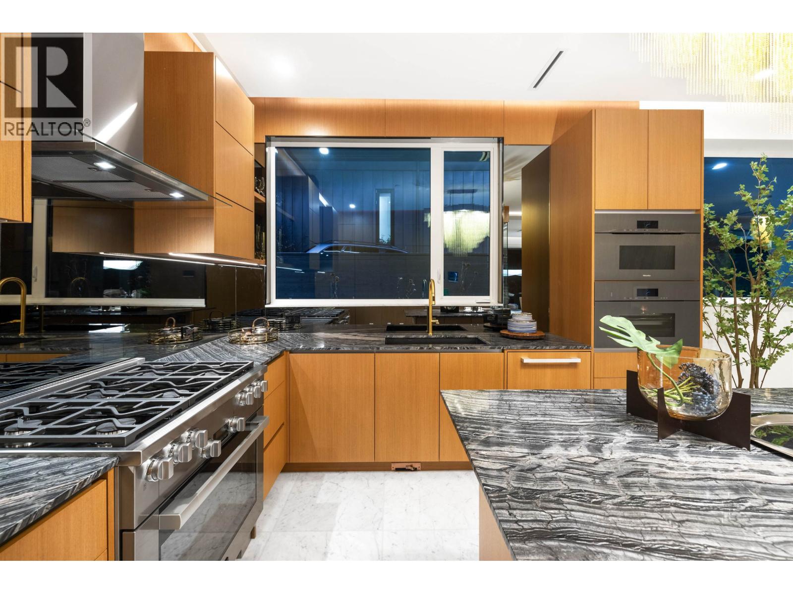 2495 Mathers Avenue, West Vancouver, British Columbia  V7V 2H9 - Photo 12 - R3038864