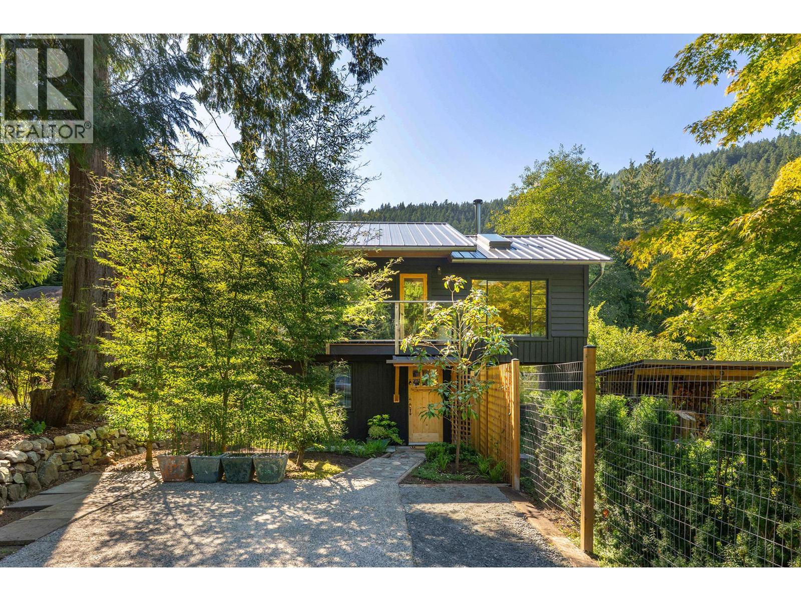Property at 1312 OCEANVIEW ROAD image 3