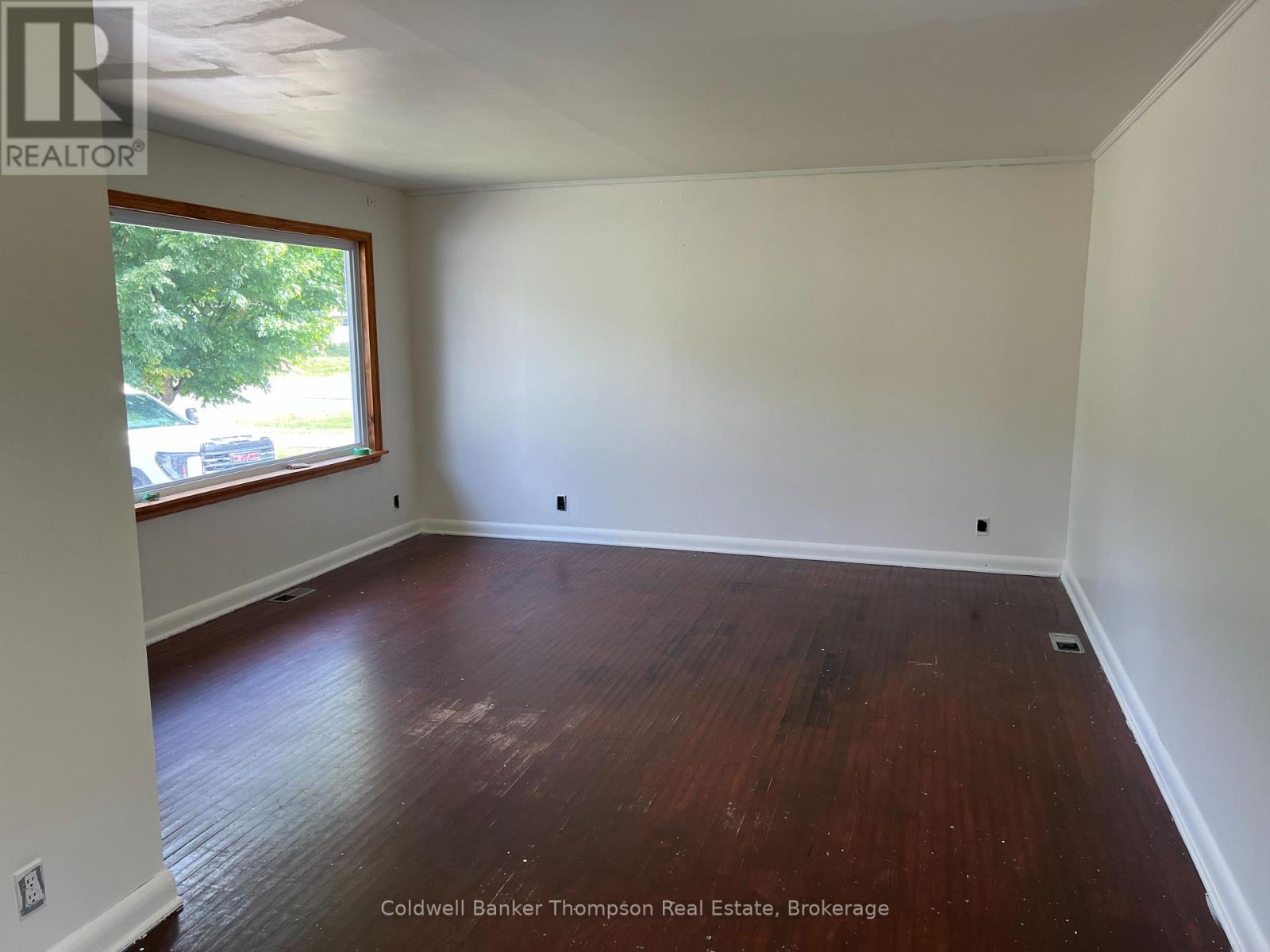 29 Queen Street, Sundridge, Ontario  P0A 1Z0 - Photo 10 - X12354453