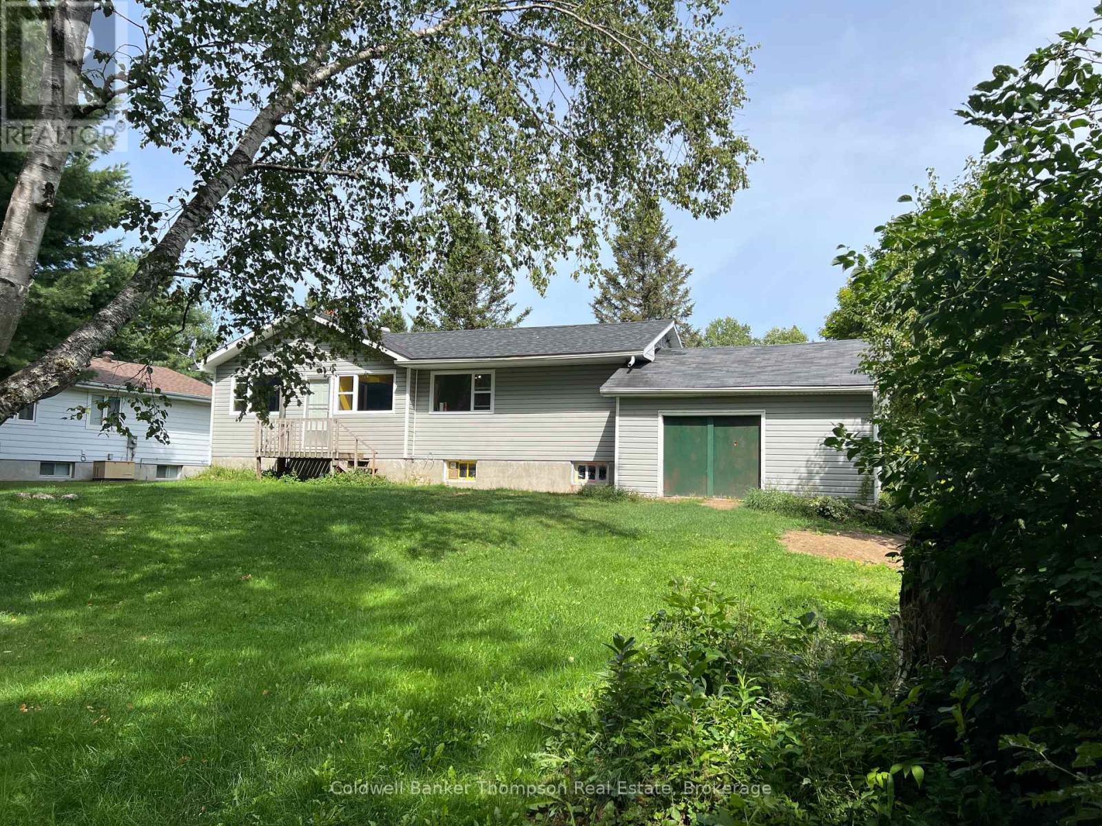 29 Queen Street, Sundridge, Ontario  P0A 1Z0 - Photo 3 - X12354453