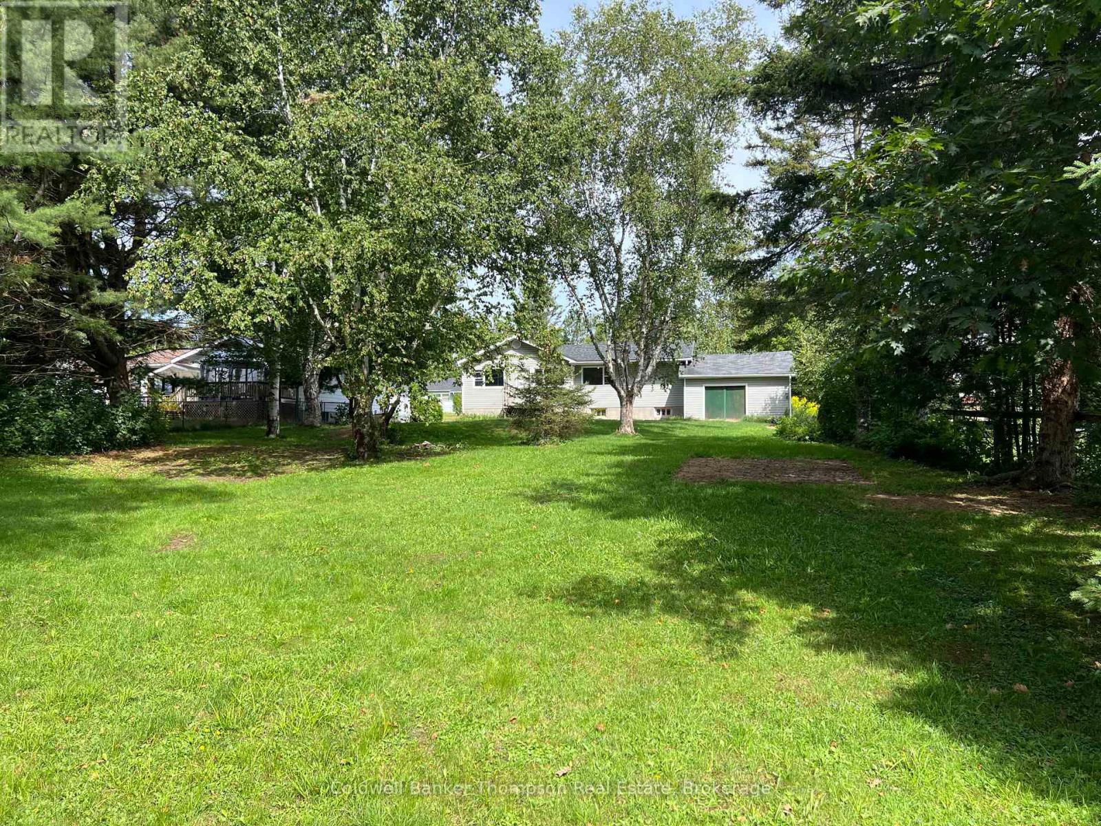 29 Queen Street, Sundridge, Ontario  P0A 1Z0 - Photo 5 - X12354453