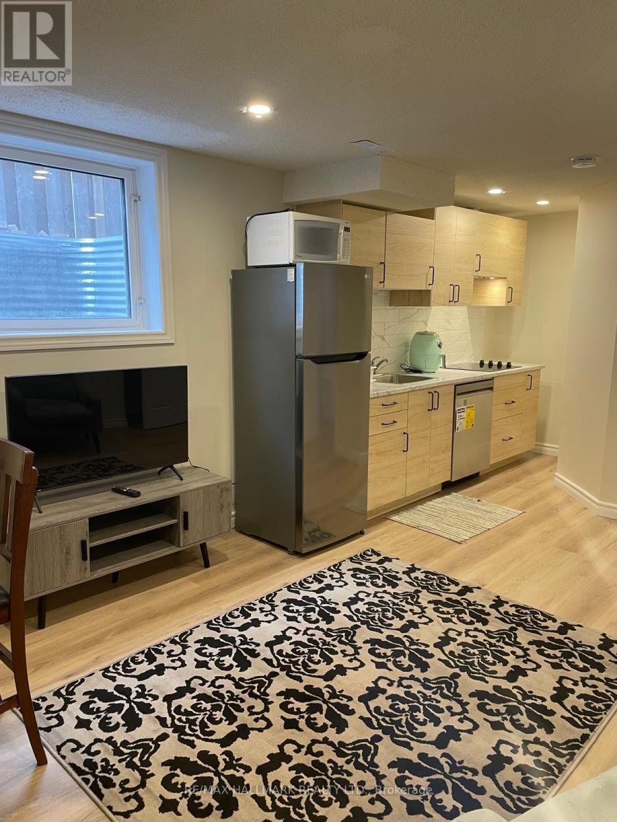 BASEMENT UNIT#1 - 37 CRYSTAL DRIVE, Richmond Hill, Ontario
