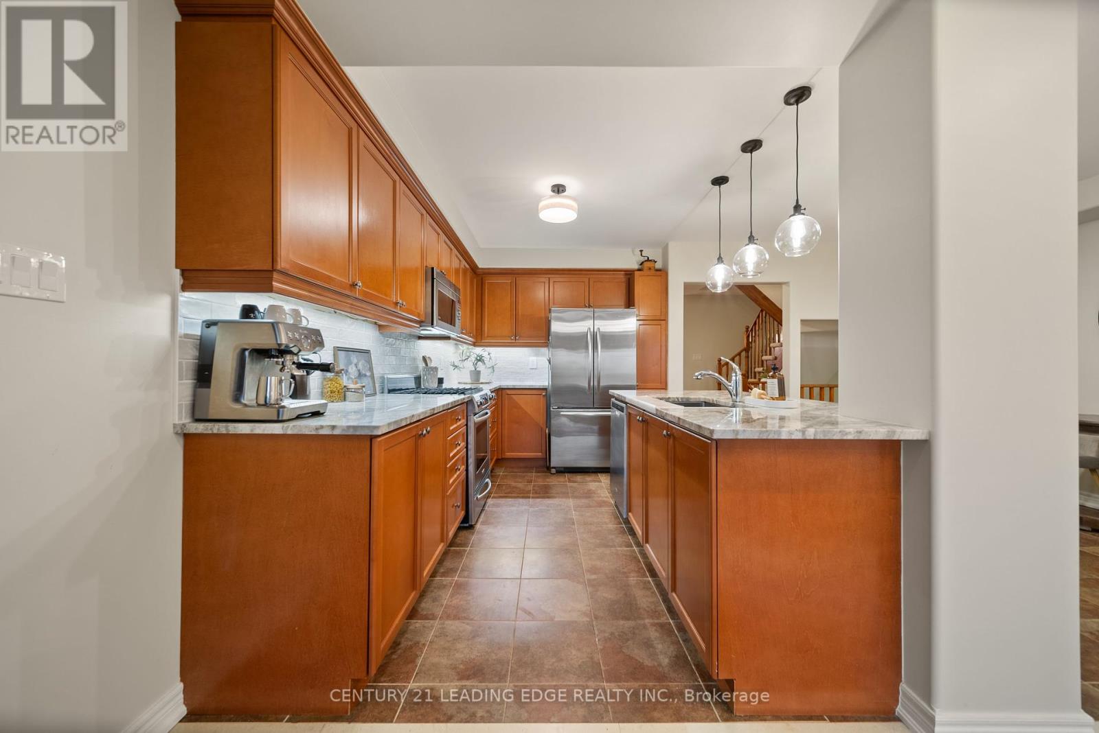 57 Baker Hill Boulevard, Whitchurch-Stouffville, Ontario  L4A 0T8 - Photo 10 - N12354395