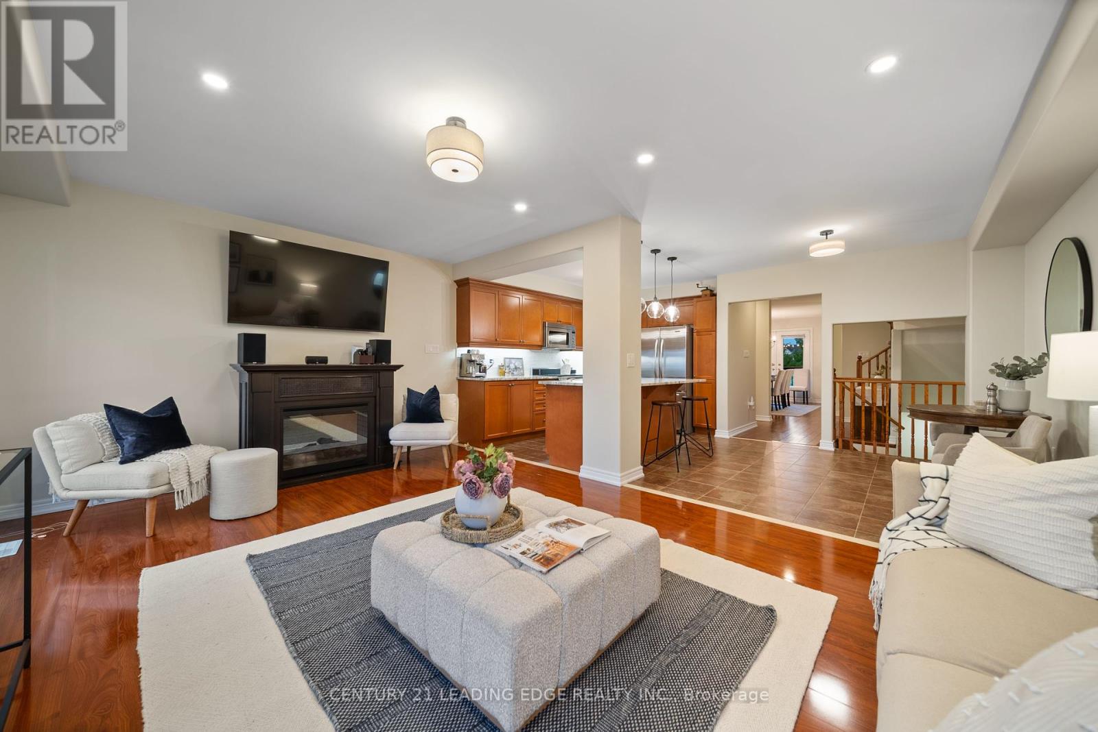 57 Baker Hill Boulevard, Whitchurch-Stouffville, Ontario  L4A 0T8 - Photo 14 - N12354395