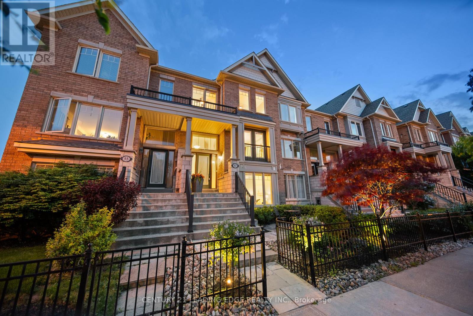 57 Baker Hill Boulevard, Whitchurch-Stouffville, Ontario  L4A 0T8 - Photo 3 - N12354395
