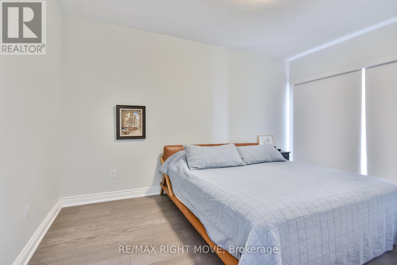 Property at 28 - 10 INVERMARA COURT image 4