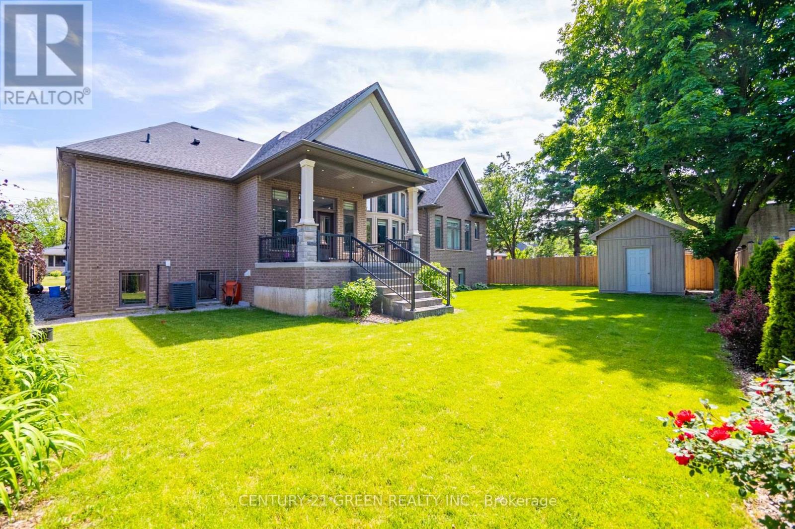 679 Hiawatha Boulevard, Hamilton, Ontario  L9G 3A6 - Photo 48 - X12354044